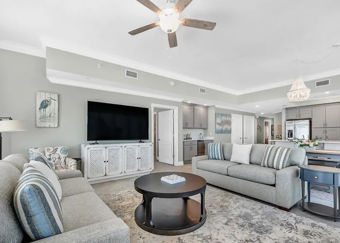 Phoenix Gulf Towers 1508 Apartment