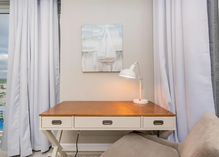 Phoenix Gulf Towers 1508 Apartment